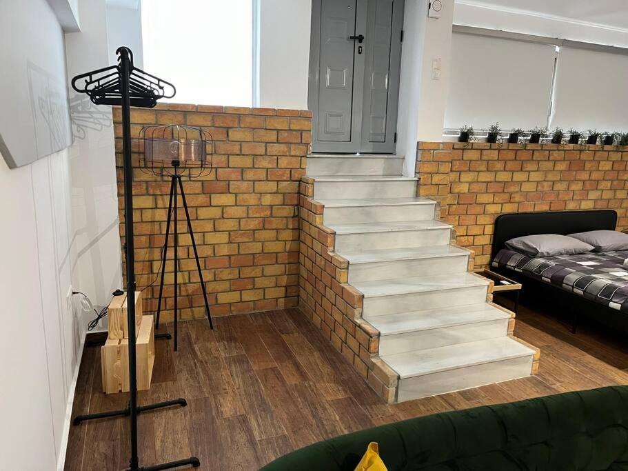 אתונה Industrial Studio / Alios 4 / Hilton Area מראה חיצוני תמונה